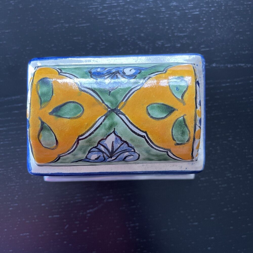 Talavera Pottery Large Box with Lid Mexico Chest Signed Silva - Picture 3 of 11